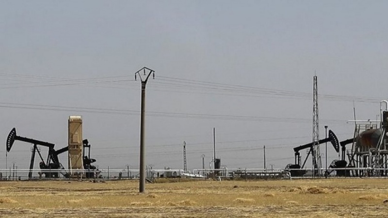 АБШ Суријанын ән бөјүк нефт јатағы әразисиндә һава лиманы инша едир