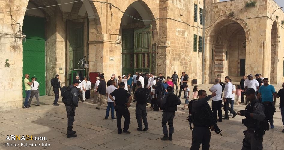 127 extremist Jewish settlers defile Aqsa Mosque in Occupied al-Quds