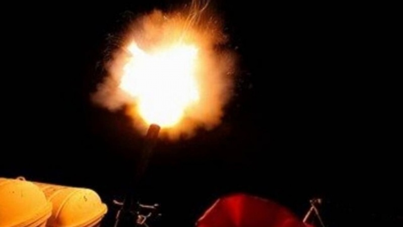 イラン・ロシア海軍の合同軍事演習で夜間射撃訓練実施