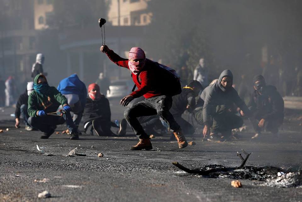 مواجهات مع قوات العدو الصهيوني بـ "الضفة والقدس" المحتلتين 