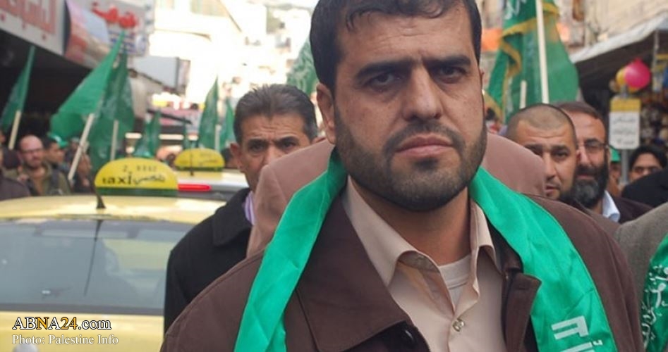 Zionist enemy court jails senior Hamas official Adnan Asfour 