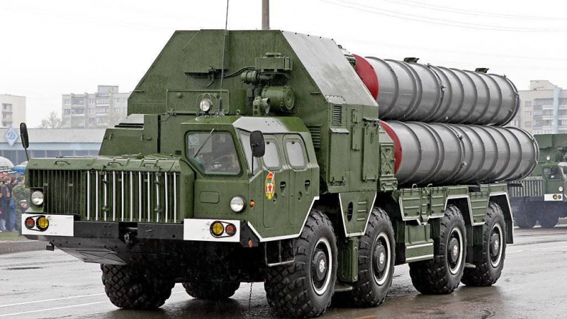 Kirgistan Terima Sistem Pertahanan S-300 dari Rusia