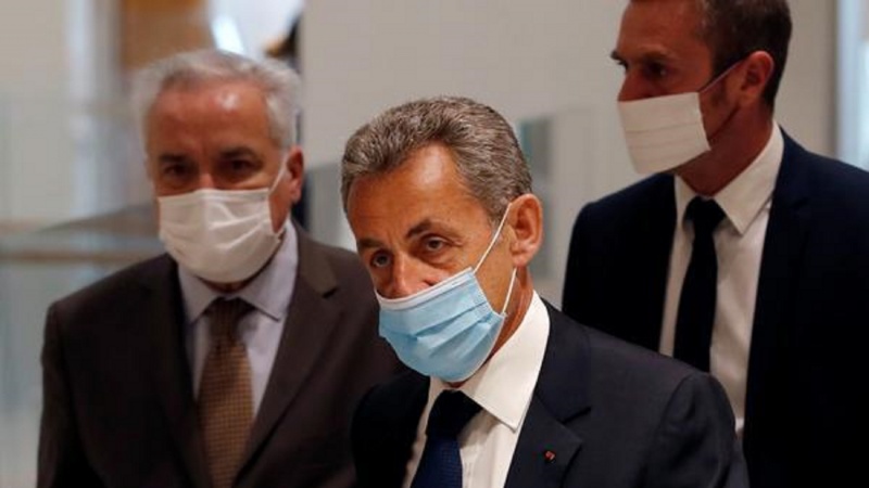 フランスのサルコジ元大統領に実刑判決、現代の仏大統領経験者で初