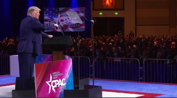 トランプ氏、「バイデン新大統領はアメリカ第１主義からアメリカ最後主義へ転向」