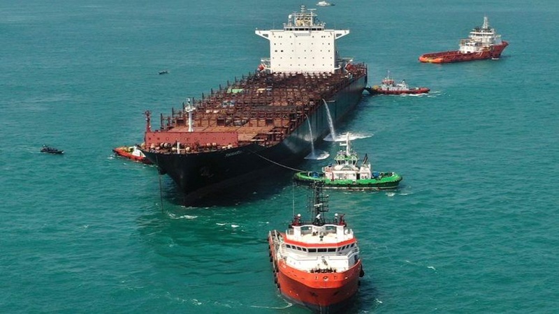 Tenggelam 9 Bulan di Batam, Kapal Kargo Iran Berhasil Diangkat