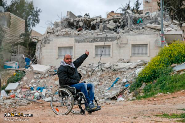 “Destrucción de un hogar de un palestino discapacitado por parte del ejército sionista”