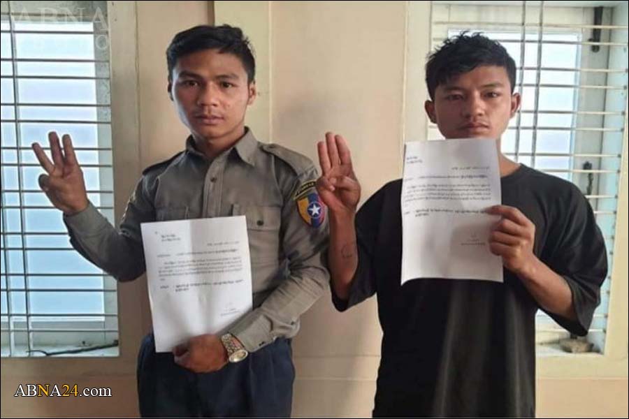 မိုးကုတ္  ရဲတပ္ဖြဲ႕ဝင္ ၇ ဦး CDM တြင္ ပူးေပါင္း  ပါဝင္လာ