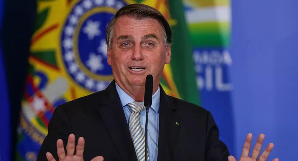Bolsonaro repudia isolamento: 'Chega de frescura, de mimimi. Vão ficar chorando até quando?'