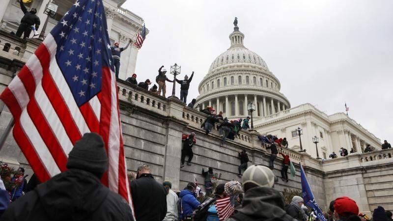 米誌、「アメリカの極右思想発信地化に世界が懸念」