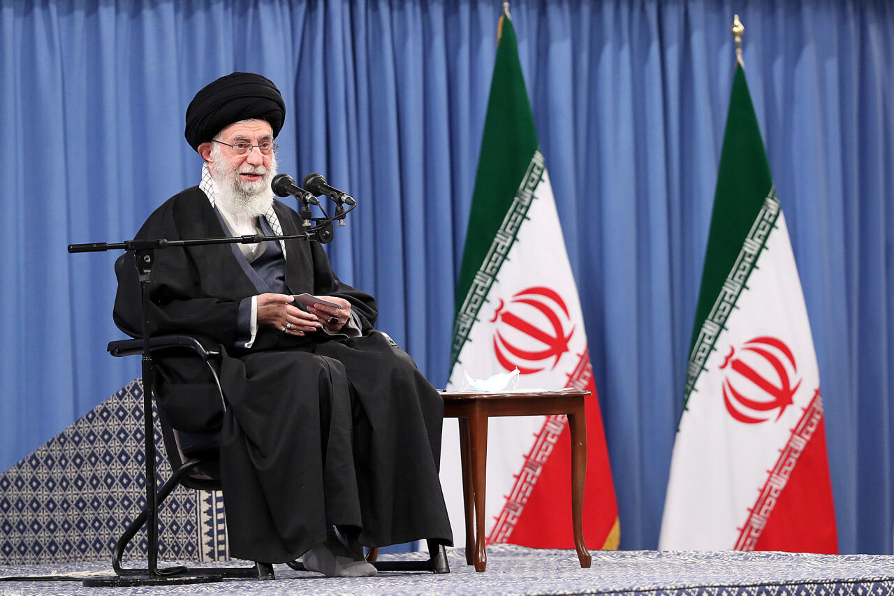 Imam Khamenei: Americans' continual miscalculations about Iran 