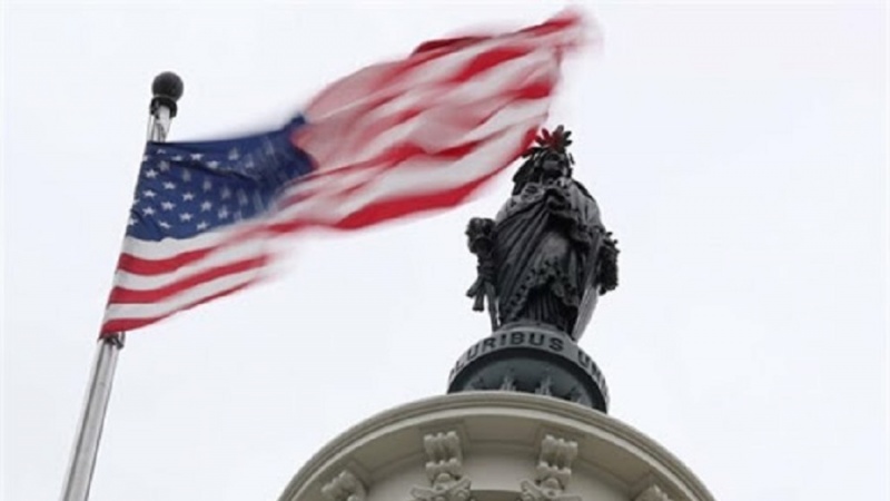 アメリカ人の間で、第3の党の結成支持が過去最大に
