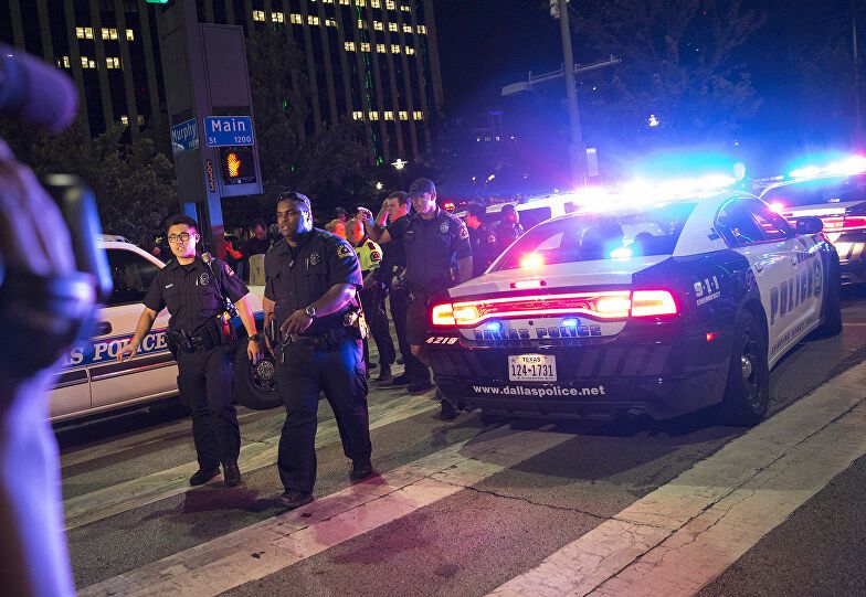 مقتل شخصين وإصابة ما لا يقل عن 13 آخرين بالرصاص في شيكاغو