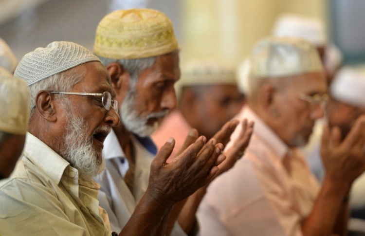 IUMS slams discrimination against Sri Lanka Muslims