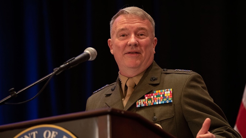 米中央軍司令官、「バイデン政権は、イランに対する『最大限の圧力』政策を査定中」
