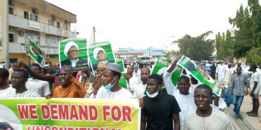 Photos: Daily 'Free Zakzaky' protest held in Abuja, protesters urge Buhari to immediate, unconditional release of Sheikh