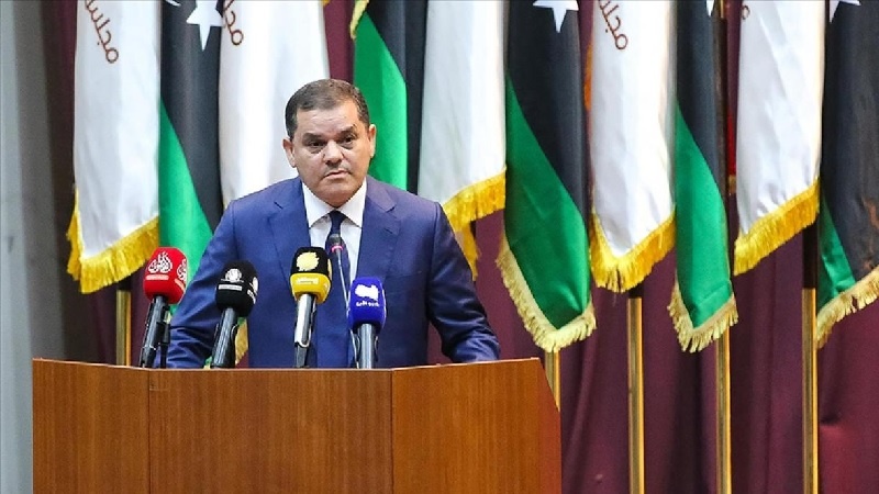 Libya geçici hükümetin yemini ve önündeki sorunlar