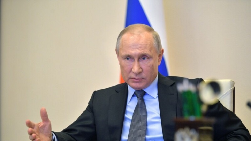 Putin, bugün koronavirüs aşısı yaptıracak