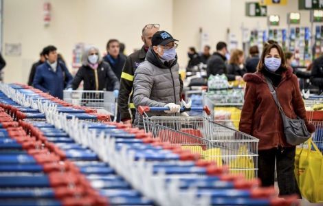 Правительство России продолжит сдерживать цены на сахар и подсолнечное масло