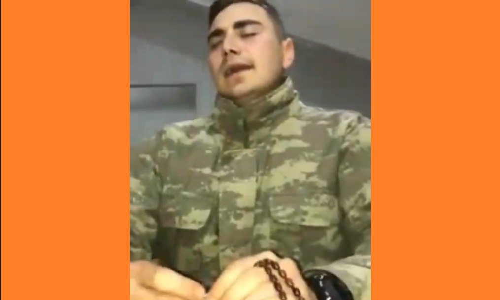 Мүһарибәдә иштирак едән мөминләр... Ҝөзәл сәсилә Гуран тилавәт едән Азәрбајҹан әсҝәри – Видео