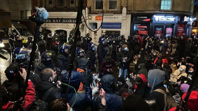 Бристоль, центр протестов против законопроекта об усилении власти британской полиции