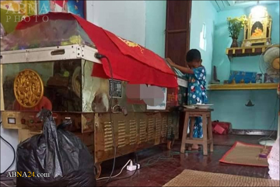 အၾကမ္းဖက္ စစ္အုပ္စု ေစာင့္ေန သျဖင့္ မိသားစု မပါဘဲ ေျမခ်ရ သည့္ ပုသိမ္ က သူရဲေကာင္း နာေရး
