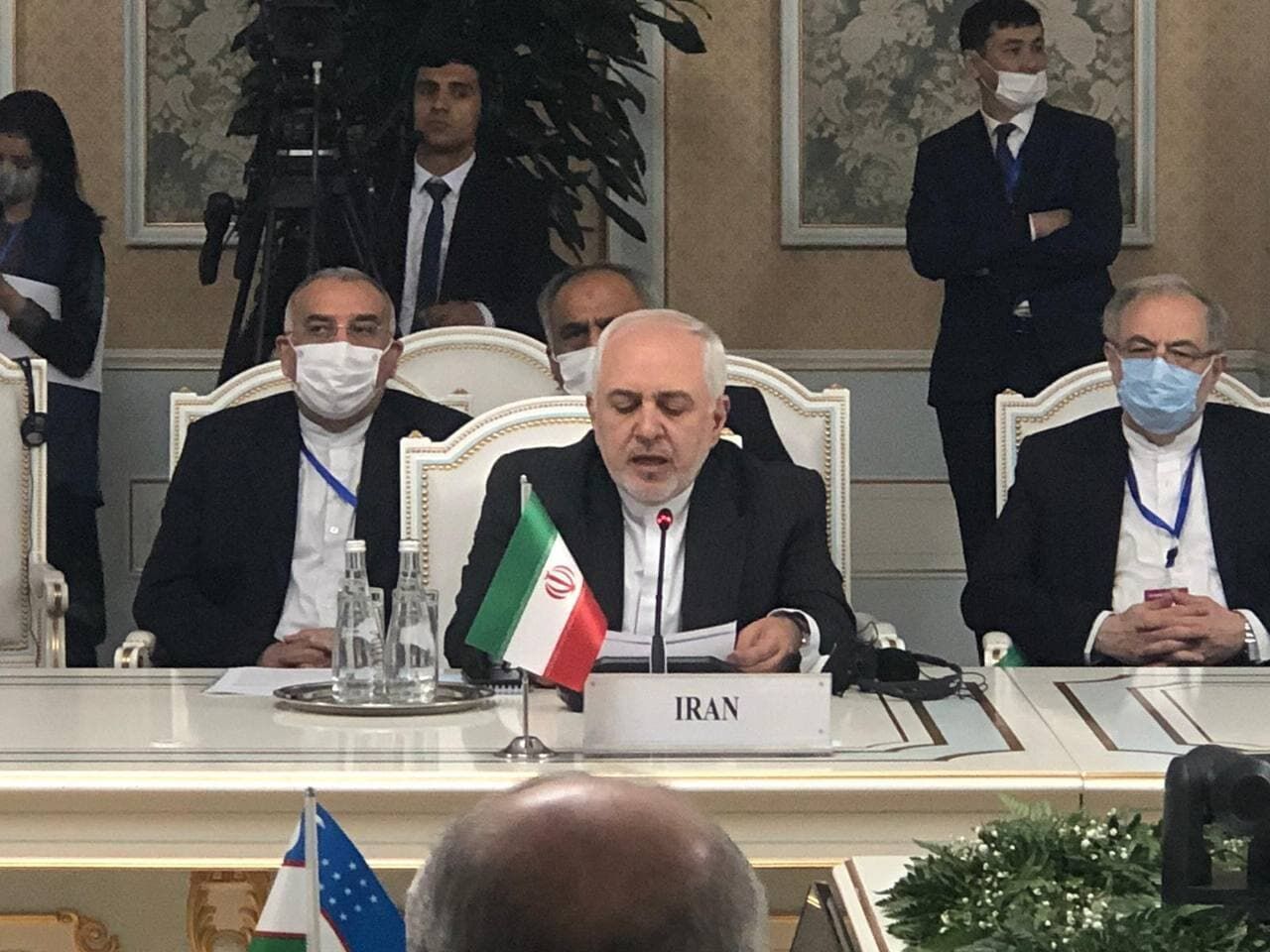 Iranian FM: Any peace deal should guarantee Afghans’ right of fate determination