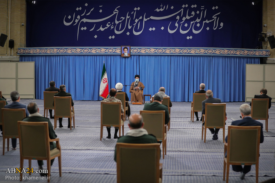 Photos: Imam Khamenei's meeting with Yazd Martyrs National Congress members