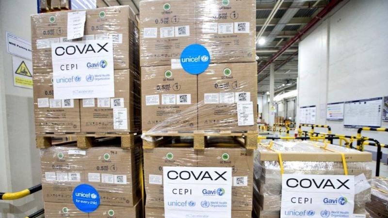 Covax aşısının ilk kargosu İran’a ulaştı
