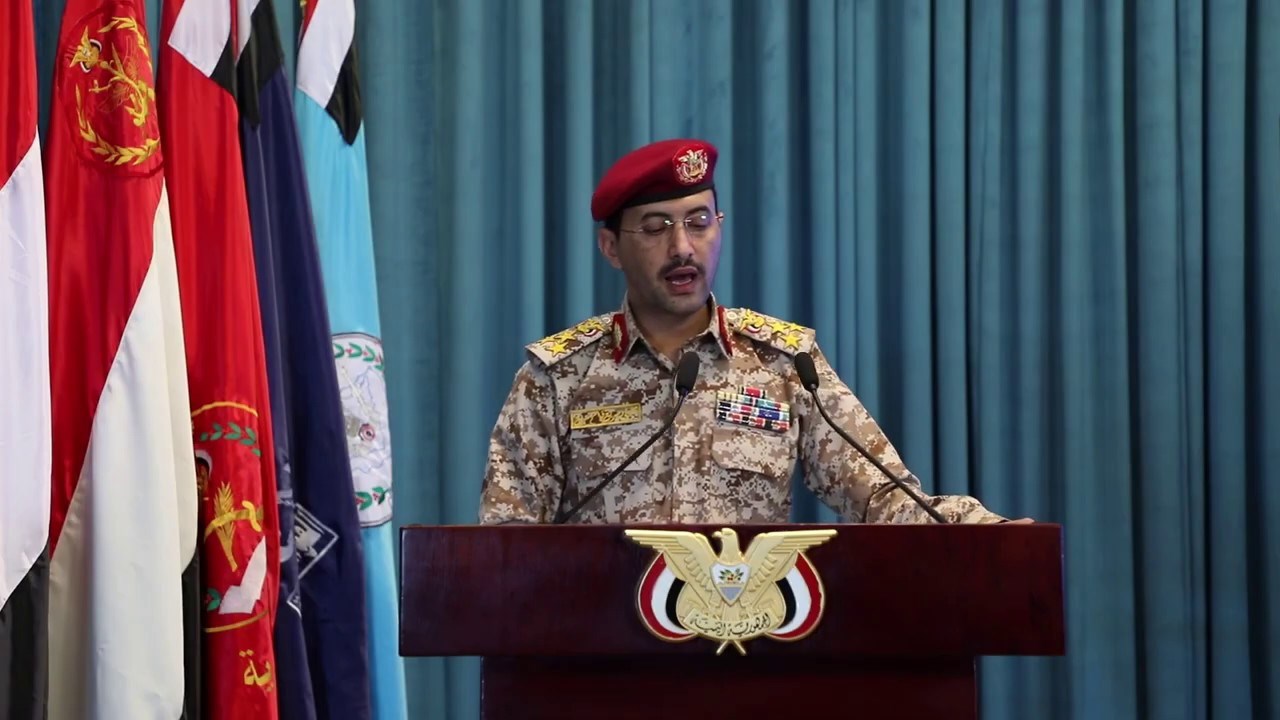 سريع: استهداف عنابر الطائرات الحربية في مطار جيزان بالسعودية