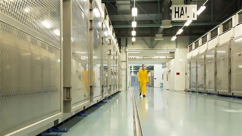 Nucléaire : le cake jaune s'accumule