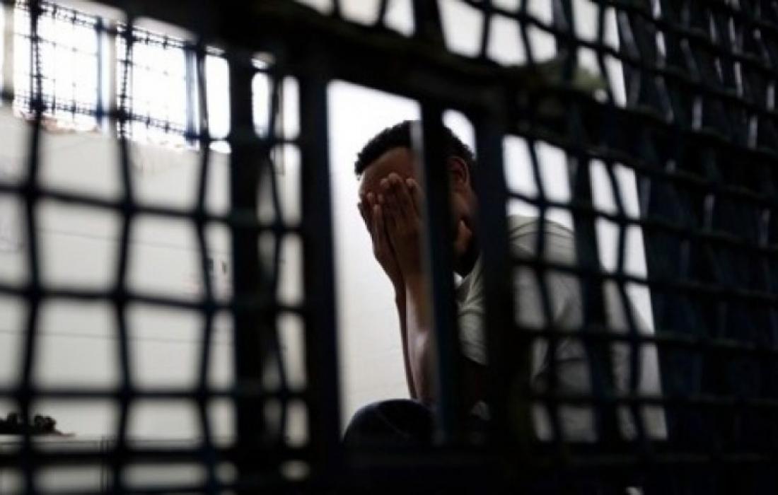  ثلاثة أسرى في سجون الاحتلال الاسرائيلي يواصلون إضرابهم المفتوح عن الطعام