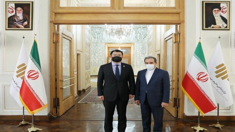 韩国副外相会见阿拉格奇