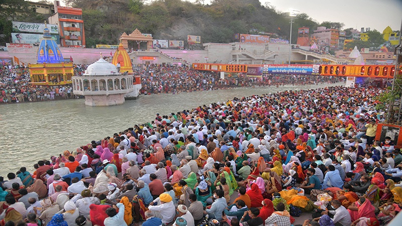 कुंभ मेला तो कोरोना एटम बम हैः राम गोपाल