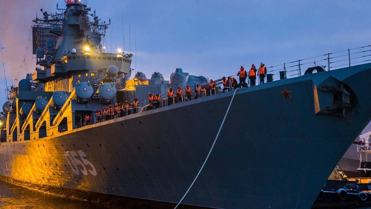 Российские корабли  зашли в Черное море 