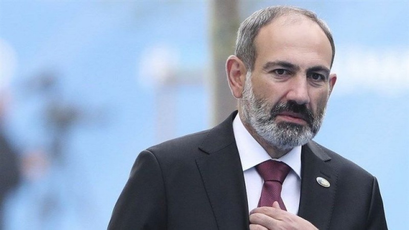 Ermenistan başbakanı istifa ediyor