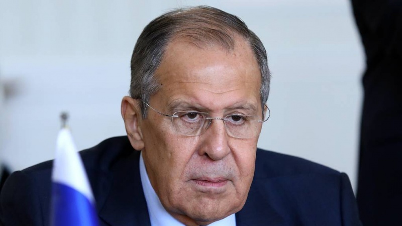 РФ примет меры в ответ на санкции США, но действия против бизнеса придержит "про запас"
