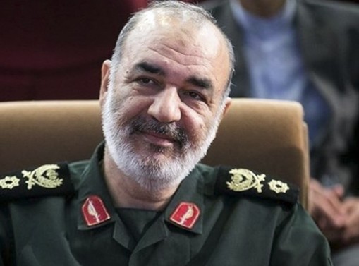 Tümgeneral Selami: İran Ordusu ve Devrim Muhafızları'nın birliği düşmanın arzularını boşa çıkardı