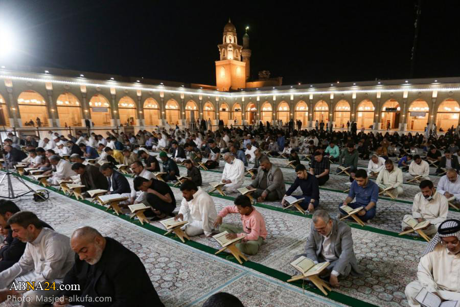 “Recitación del Sagrado Corán en el mes Sagrado de Ramadán en la Gran Mezquita de Kufa” 