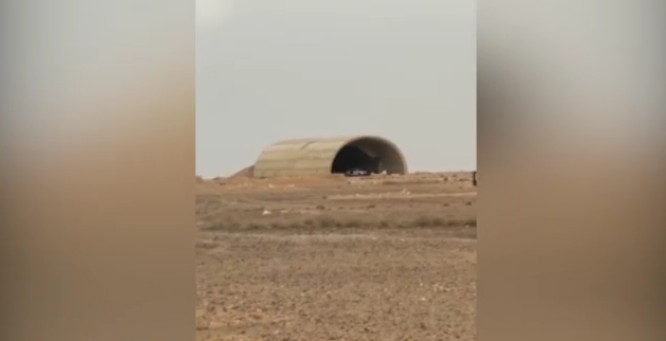 Elanbar'da bombalı aracın infilak ettiği an!