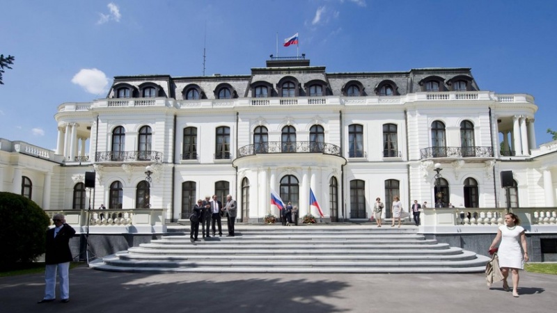 Чехија Русија сәфирлијинин кәшфијјатчы олан 18 әмәкдашыны әразисиндән чыхарыр