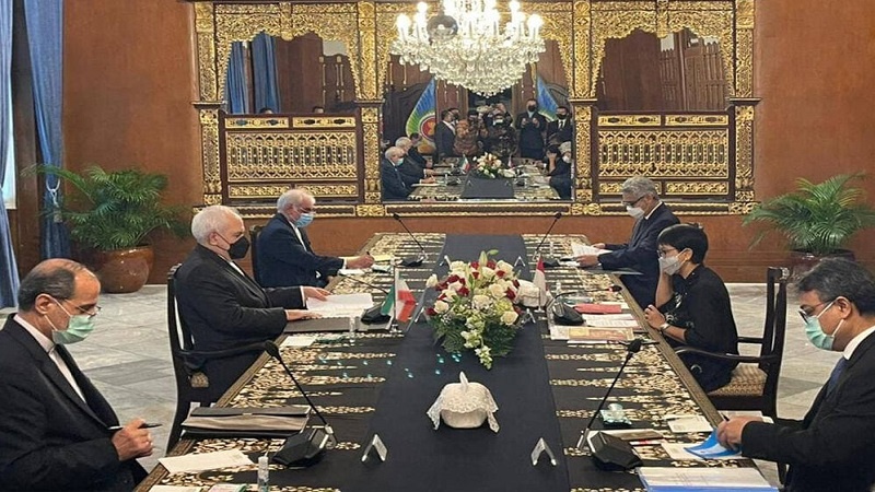 Zarif’ten Endonezya ile tercihli tarife anlaşmasına vurgu