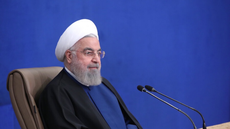 Ruhani: İran'ın Viyana görüşmelerindeki güçlü varlığı, düşmanların azami baskısının yenilgisinin bir işaretidir