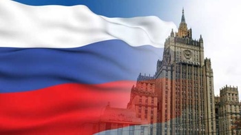 Россия выдворил 10 дипломатов США в ответ на меры Вашингтон