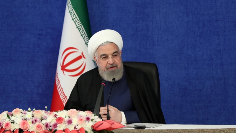 イラン大統領、「制裁や圧力ではイラン国民の発展を妨害できない」