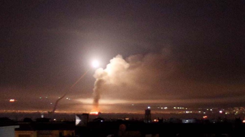 Israel greift Syrien an, nachdem es "syrischen Raketenangriff" nahe Dimona gemeldet hat