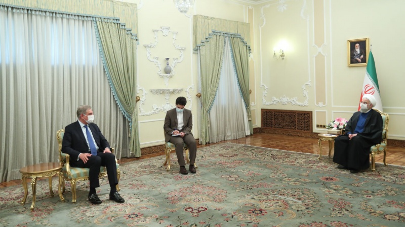 Rohani begrüßt Zusammenarbeit mit Pakistan bei Unterstützung des Afghanistan-Friedensprozesses