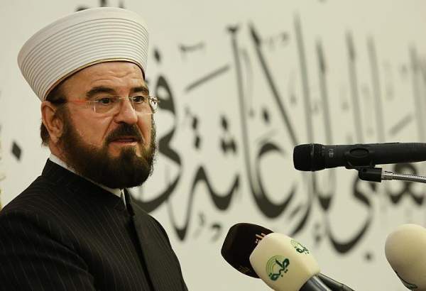 Senior Sunni cleric stresses boosting Islamic solidarity during Ramadan month