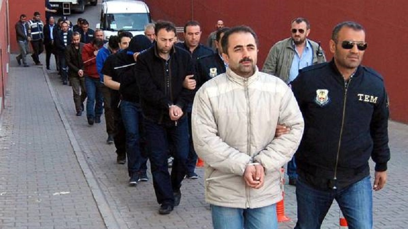 Turchia: mandati di cattura per oltre 500 militari