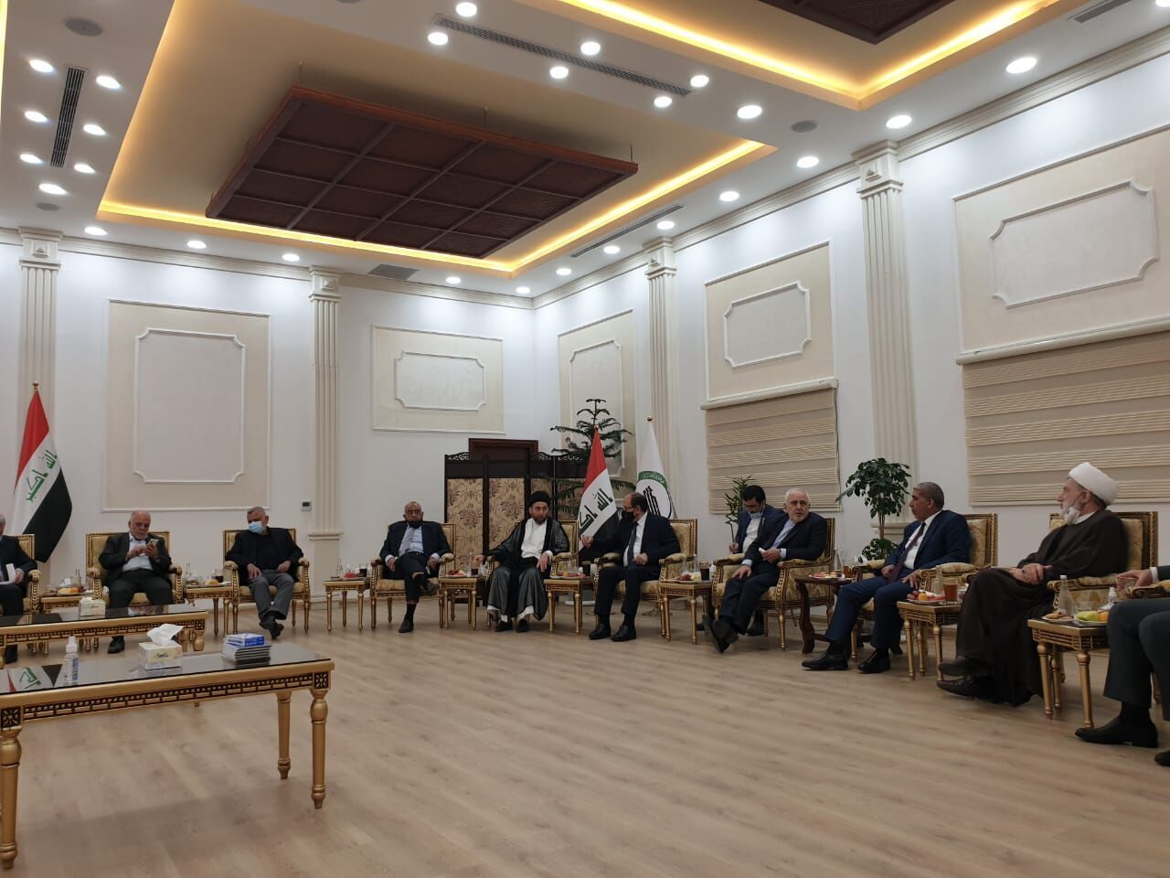 Iranian FM meets with senior Iraqi Shia political figures