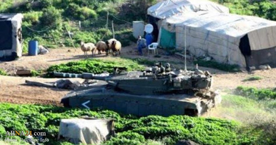 Israeli enemy forces displaces Ibziq villagers during Iftar in Ramadan month